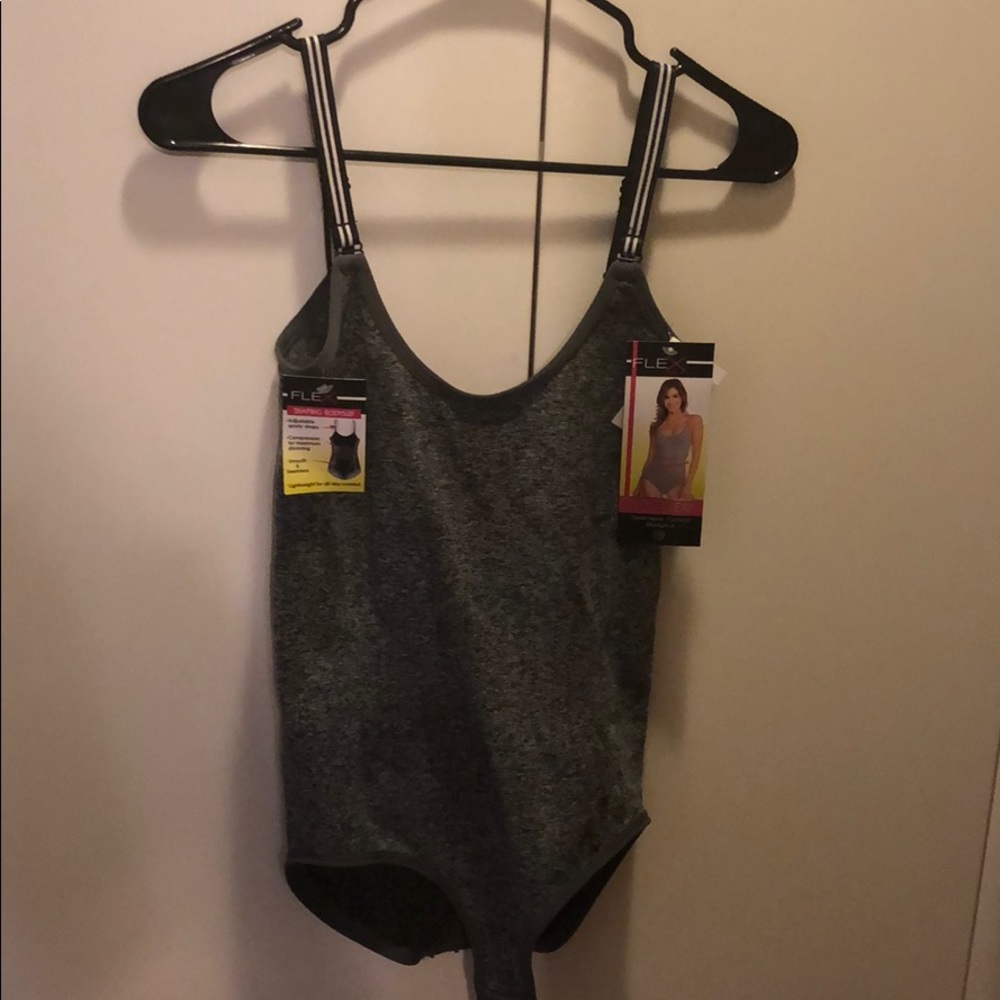 NWT Shaping Bodysuit.